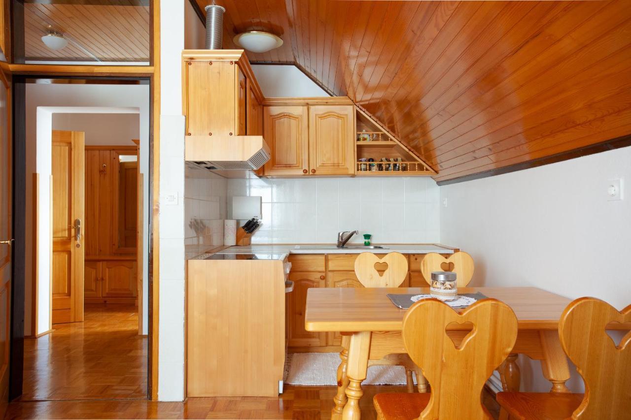 Farmstay&Glamping Visocnik リュブノ エクステリア 写真