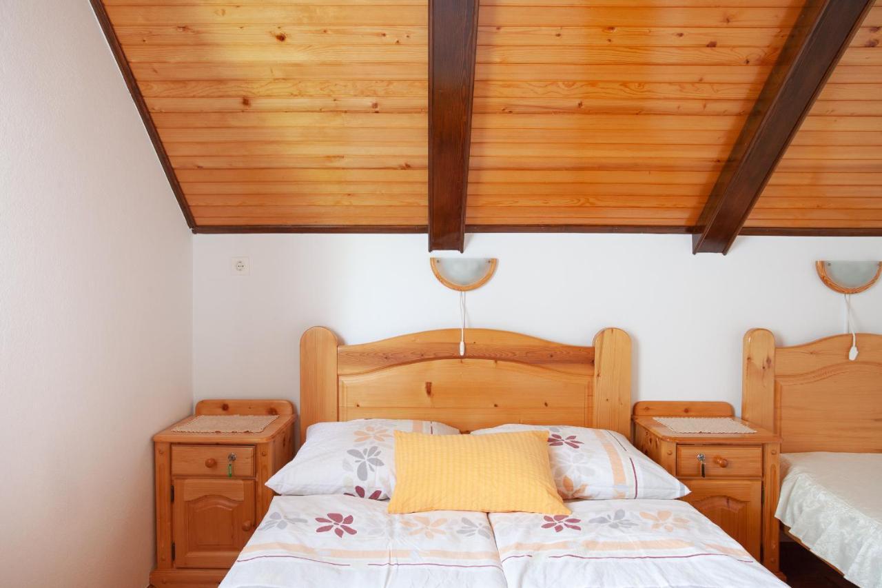 Farmstay&Glamping Visocnik リュブノ エクステリア 写真